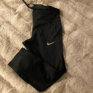 Nike capris work out pants woman’s small